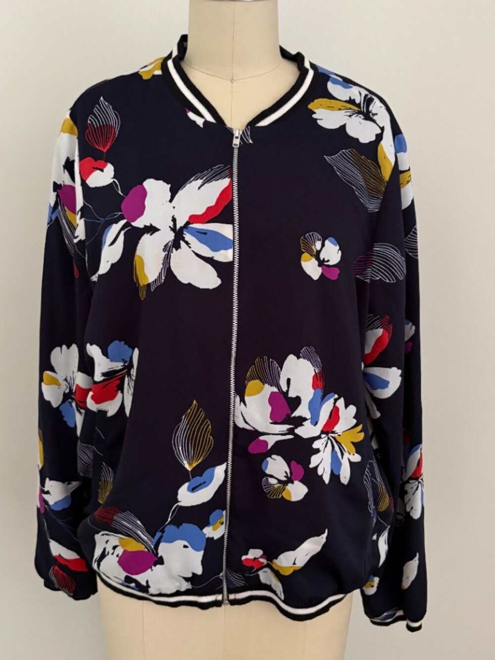 Vero Moda Frida Floral Bomber Jacket Navy Blue Zip Up Athleisure Sporty Chic L